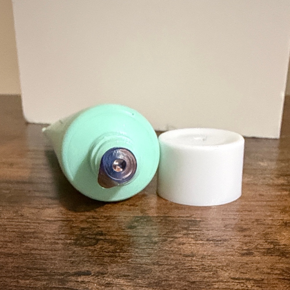 3/$15 🌸 AVETTE Coconut Mild Foam Cleanser - Travel Size - Picture 3 of 3